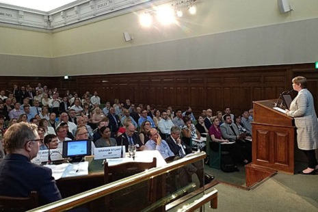 Export symposium with speakers and audience