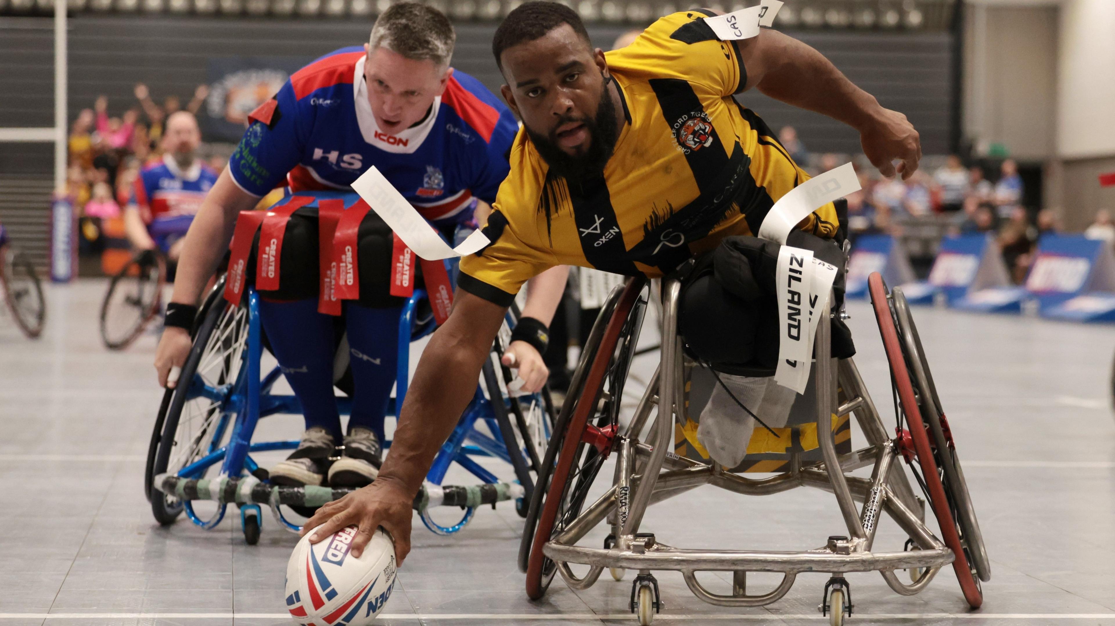 Luis Domingos scores a try for Castleford against Rochdale and looks at the camera