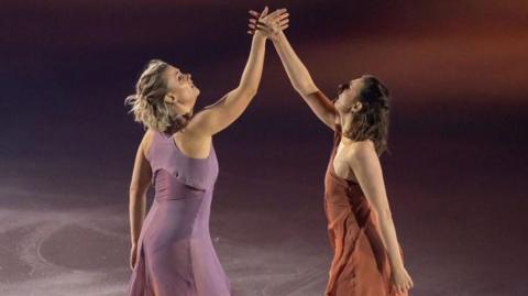 France's Gabriella Papadakis and US skater Madison Hubbell