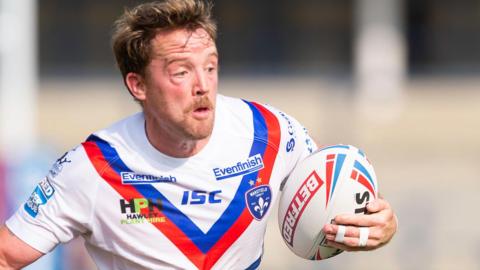 Danny Kirmond in action for Wakefield Trinity in 2020