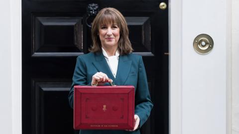 Rachel Reeves outside number 10 Downing Street with red box on Budget day