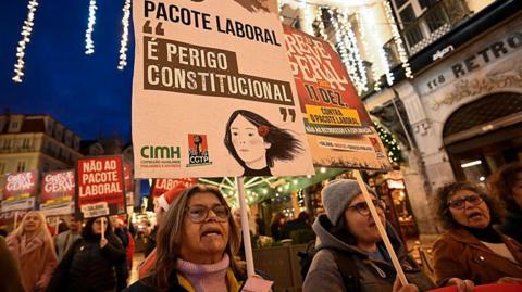 Women march in Lisbon against the government's labour package