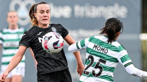 Hibernian's Ciara Grant and Celtic's Momo Nakao
