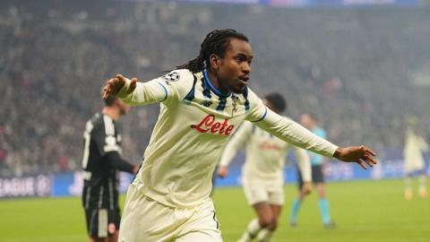 Ademola Lookman celebrates Atalanta goal