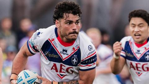 Mathieu Cozza in action for Wakefield Trinity