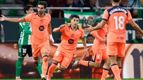 Barcelona v Real Betis