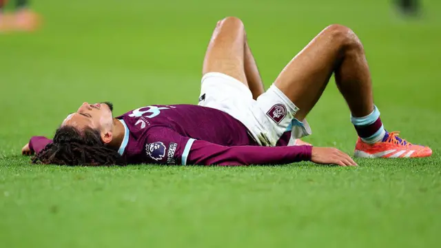 Hannibal Mejbri of Burnley looks dejected following the Premier League match between Burnley and Crystal Palace