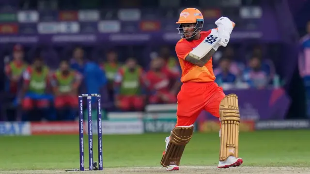 Pathum Nissanka batting for Gulf Giants