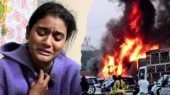 13 नोव्हेंबर 2025 रोजी पुण्यातील नवले पुलाजवळ झालेल्या भीषण अपघातात 8 जणांचा दुर्दैवी मृत्यू झाला. या अपघातात कोमलचे आई-वडील आणि बहीण मृत्यूमुखी पडले.