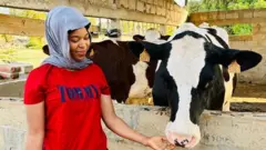 Khadija Diaw dans sa ferme