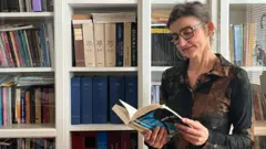 ዶ/ር ኤቫ 'ከፍቅር እስከ መቃብር' መጽሐፍ ጋር በፍቅር ከወደቀች ብዙ ዓመታት ተቆጥረዋል