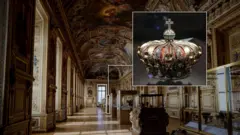 የሙዚየሙ ውስጣዊ ክፍል እና ውድ የሆነው ንጉሣዊ ዘውድ