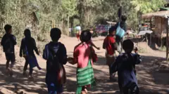 ကရင်နီက စာသင်ကျောင်းတချို့မှာလည်း ကလေးတွေ အရေပြားရောဂါ ခံစားနေကြရပါတယ်။