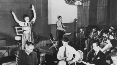 استودیو رادیویی