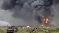 ብ17 መስከረም ኣብ ሰሜናዊ ምዕራብ ፖላንድ ኦርዚዝ ፖላንድን መሻርኽቲ ሃገራት ኔቶን ኣብ ዘካየድኦ ወተሃደራዊ ልምምድ ካብ ፍንጀራታት ዝወጽአ ትኪ