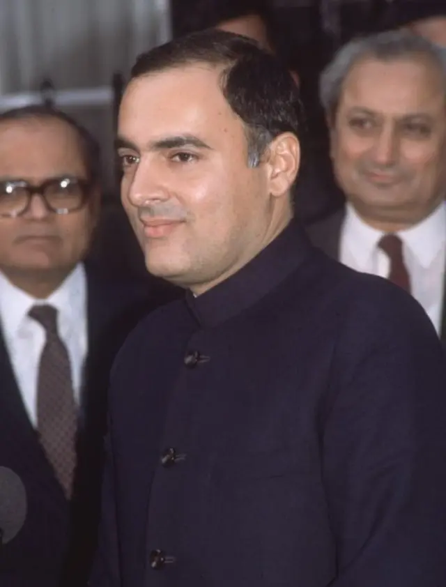 राजीव गांधी