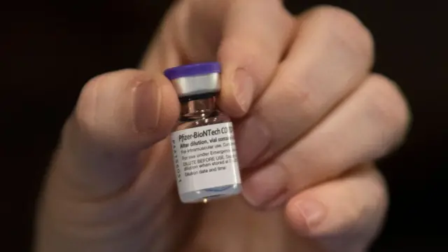 फायझर - बायोएनटेक लस