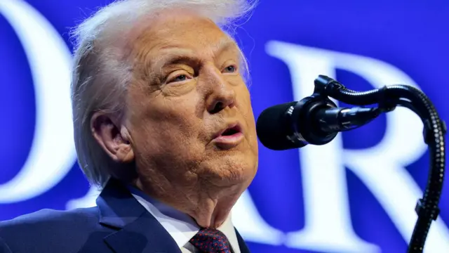 特朗普在“和平委员会”倡议的宪章发布活动上