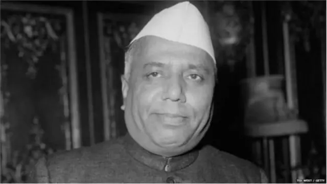 यशवंतराव चव्हाण तेव्हा उपपंतप्रधान होते.