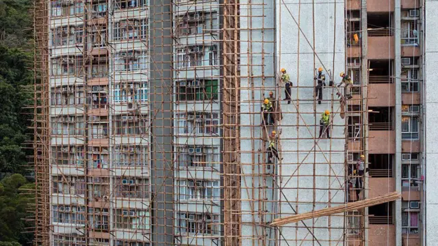 中国大陆在2021已明确禁止使用竹棚架,目前仅剩港澳仍然使用竹棚架。