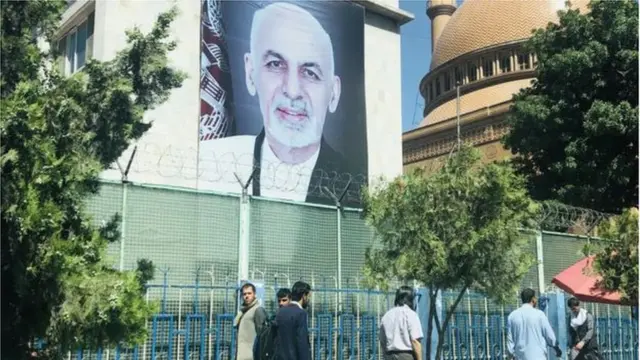 वेश्याव्यवसायाला उत्तेजन दिल्याचा आरोप राष्ट्राध्यक्ष घनी यांच्या कार्यालयाने फेटाळला आहे.