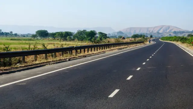 मुंबई-नाशिक हायवे