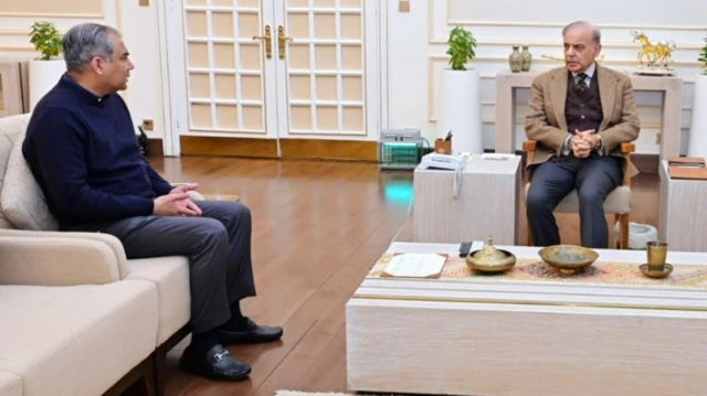 मोहसीन नक्वी यांनीही शाहबाज शरीफ यांची भेट घेतली