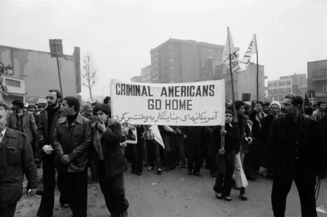 የኢራን እስላማዊ አብዮት የሻህን አገዛዝ እና ከአሜሪካ ጋር የነበረውን ትብብር አቆመ