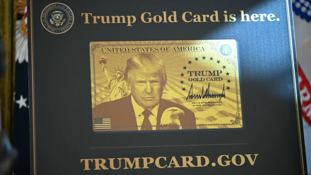 دارندگان کارت طلایی «ثروتمندانی خواهند بود که شغل ایجاد میکنند»