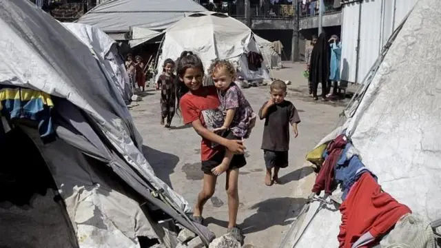 مخيم لاجئين