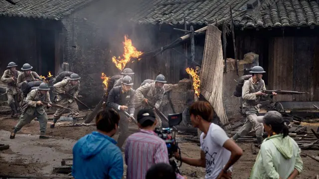 横店的剧作团队