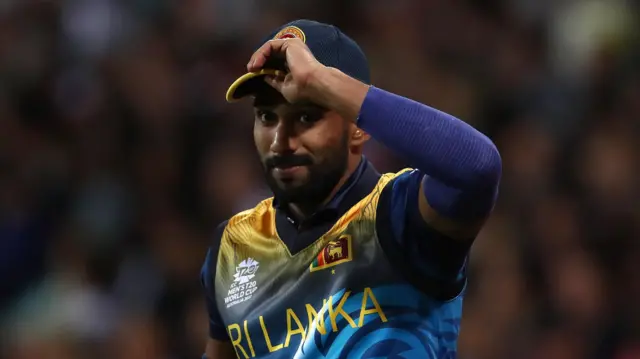 චාමික කරුණාරත්න