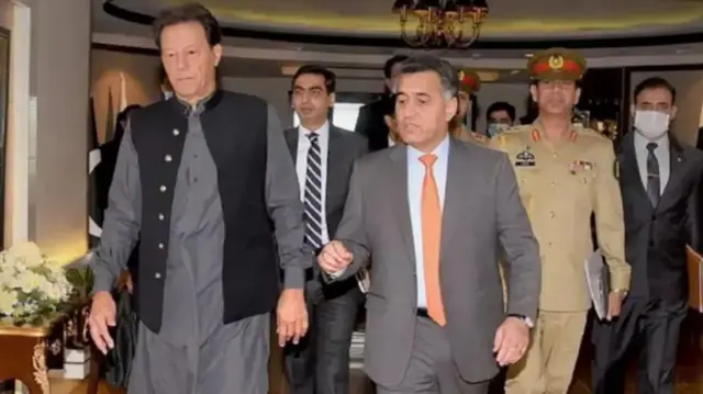 عمران خان، جنرل فیض حمید