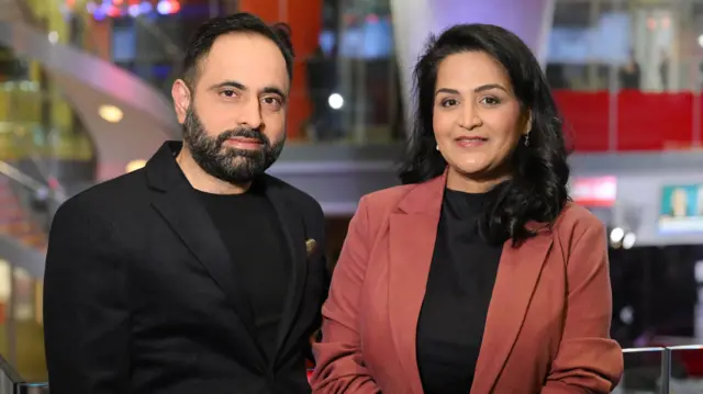 جہاں نما، خالد کرامت، ثمرہ فاطمہ