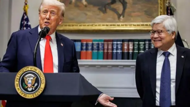 特朗普与魏哲家