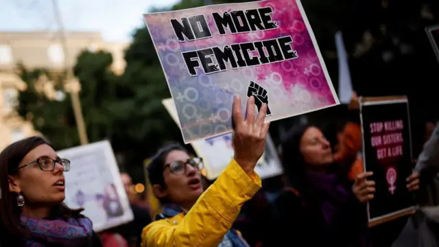 ፀረ የሴቶች ጥቃት ንቅናቄ