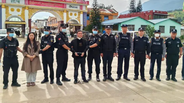 明珍珍与明国平被中国警方拘捕