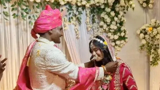 رشبھ اور سونالی