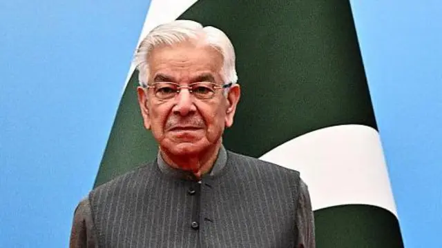 افغانستان کی جانب سے وانا اور اسلام آباد میں ہونے والے حملوں کی مذمت پر ردِ عمل میں خواجہ آصف نے کہا کہ ’مذمت یا اظہار افسوس سے اخلاص ثابت نہیں ہوسکتا۔‘