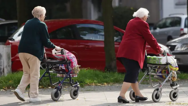 በፈረንጆቹ 1950 የውልደት መጠን በአማካይ 4.7 የነበረ ሲሆን አሁን ግን ወደ 2.5 ወርዷል