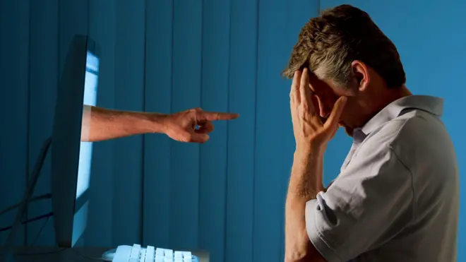 लहान मुलांचा वापर केलेले पॉर्न बघणे, डाऊनलोड करणे आणि सर्च करणेही गुन्हाच, सर्वोच्च न्यायालयाचा महत्त्वाचा निर्णय