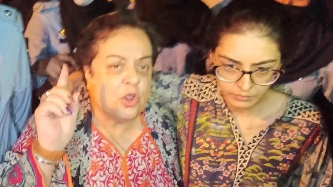 ایمان مزاری