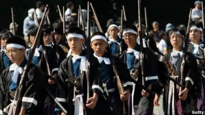 日本武士刀小孩