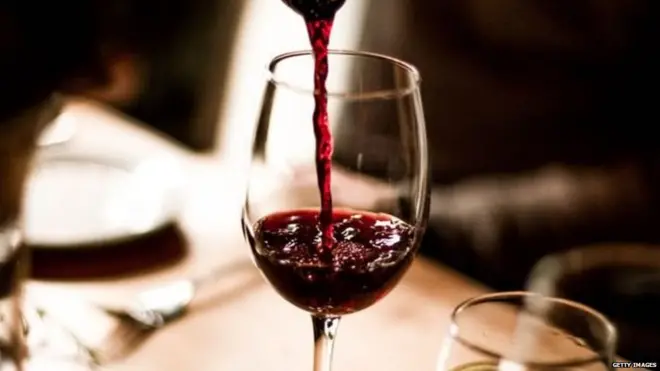 वाईनचा ग्लास