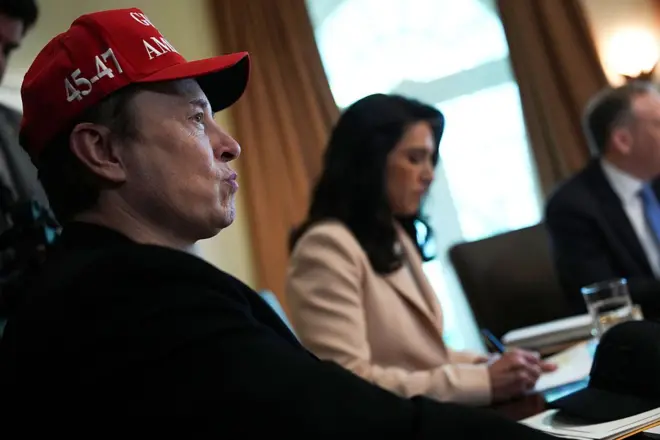 马斯克在白宫内阁会议室。