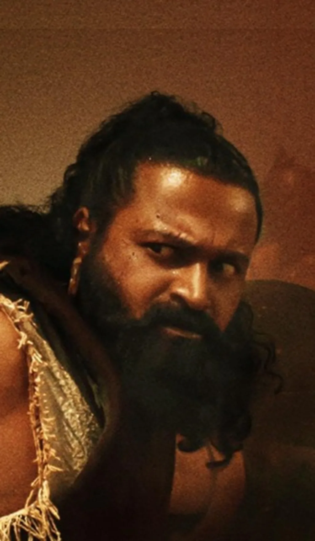 కాంతార సినిమాపై చేసిన కామెంట్స్పై రణ్వీర్ క్షమాపణలు చెప్పారు.