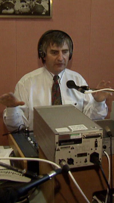 Dyma gipolwg ar yrfa Sulwyn Thomas o archif BBC Cymru.