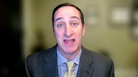 Cautious start to the week on Wall Street